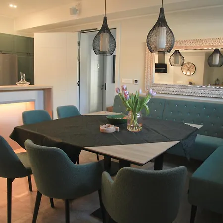 Apartment Balance, Zdiarska